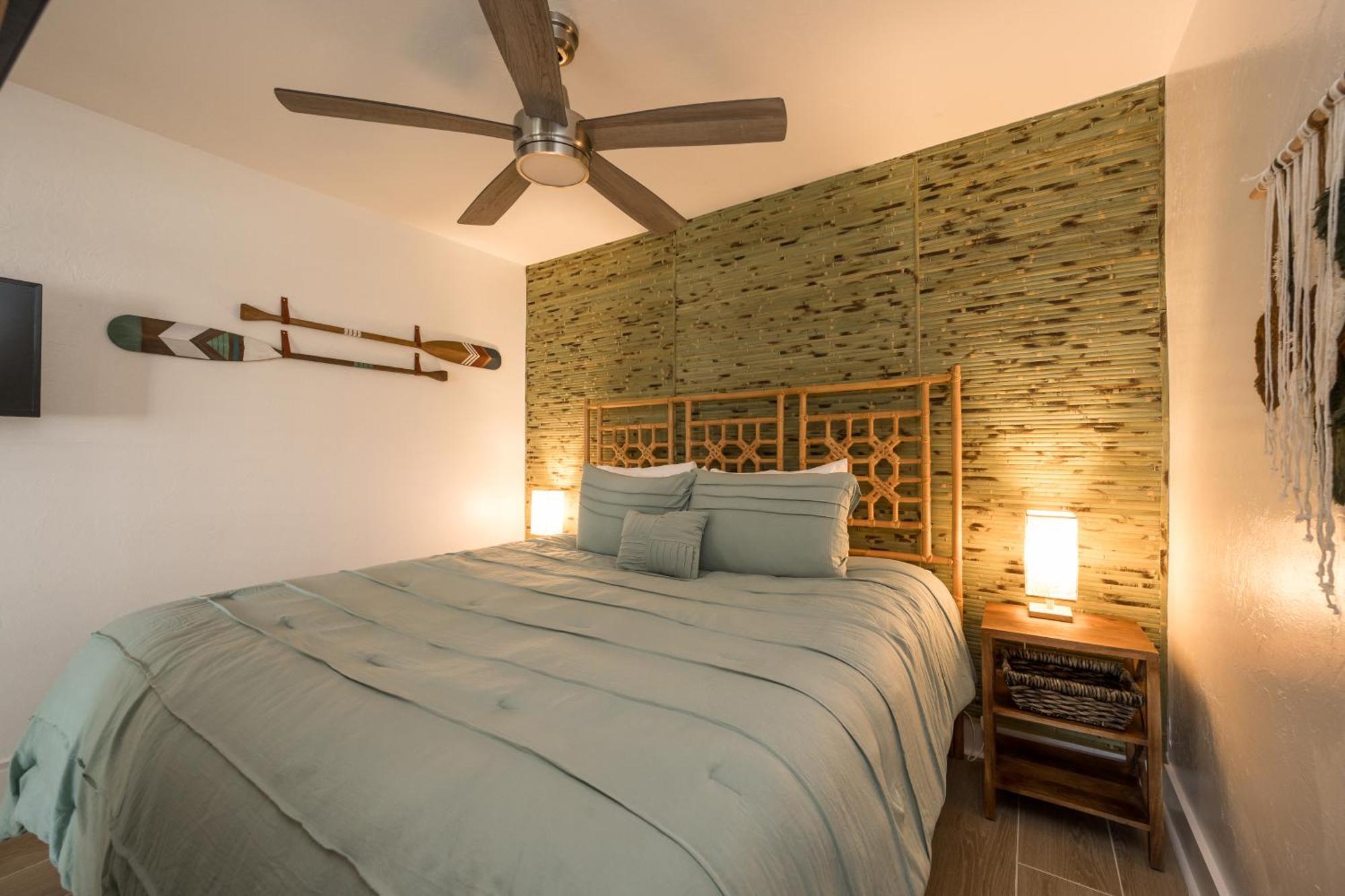 The Speakeasy Inn And Rum Bar Key West Ngoại thất bức ảnh